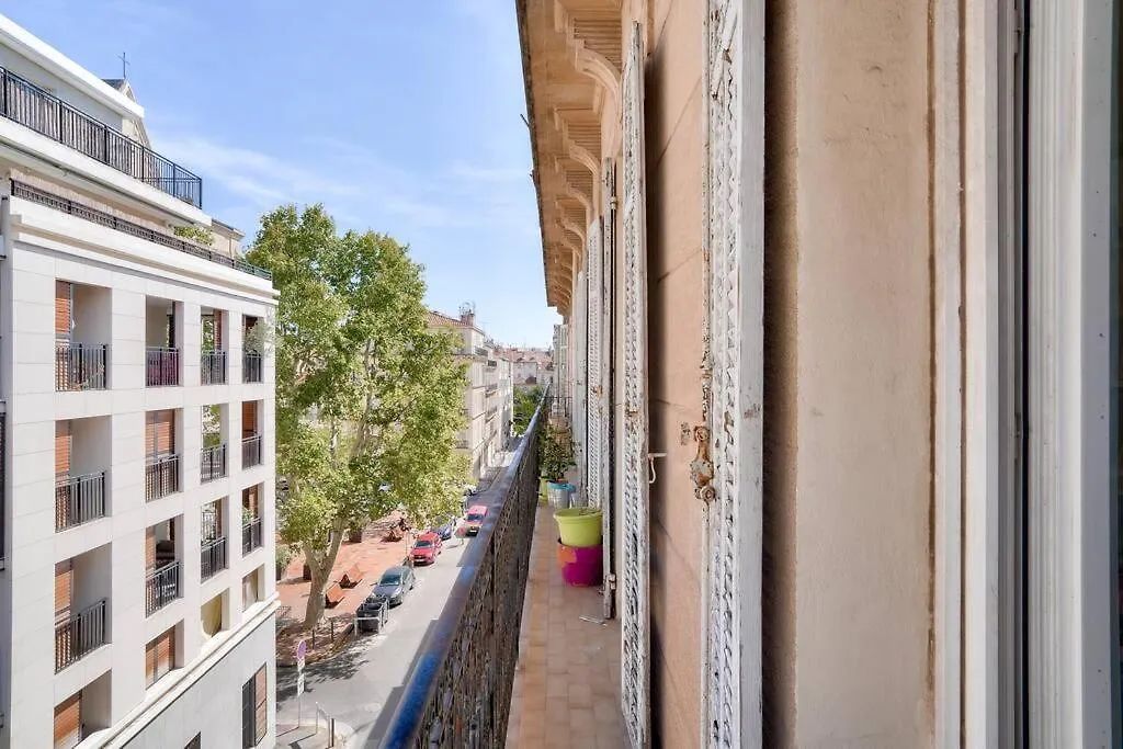 Splendide T2 Avec Balcon A 10 Min Du Vieux Port Apartment Marseille 0*,  France